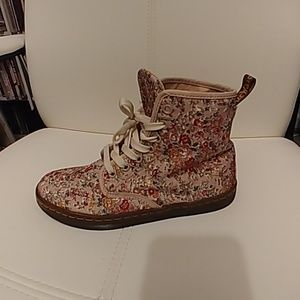 Dr. Marten Shoreditch